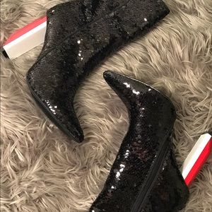 Brand new Women’s size 10 Ritzy sequin booties